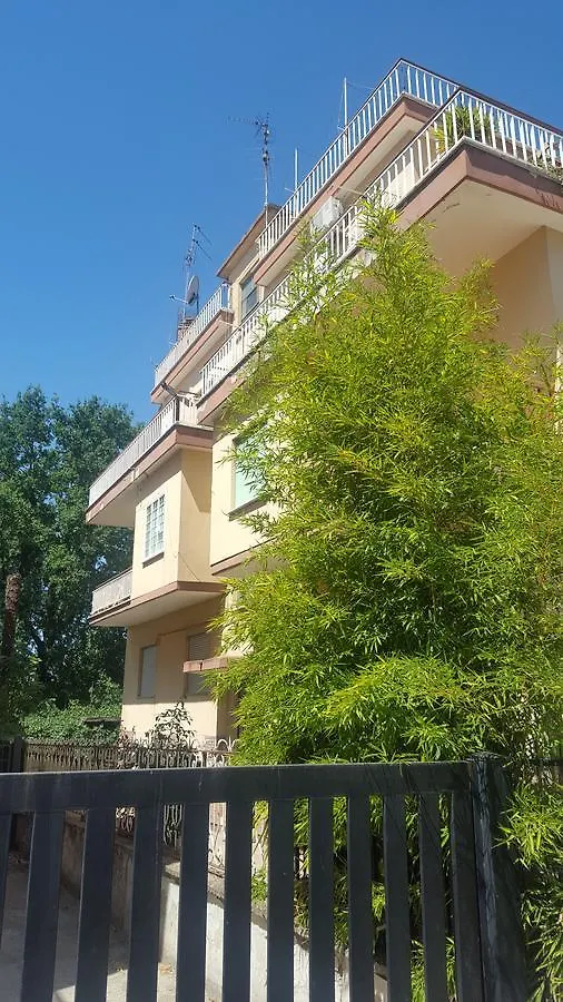 Gagliardi House Bed & Breakfast Rome 3*,  Italy